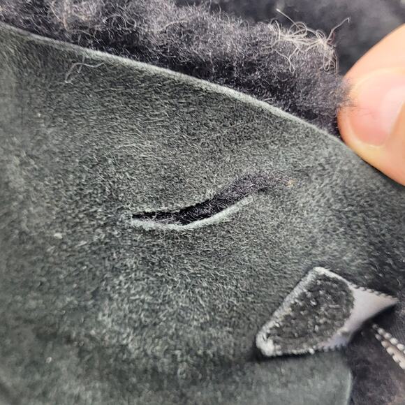 UGG Australia BAILEY BOW II SUEDE SHEEPSKIN Black BOOTS Slippers 1102937 SZ 10 - Picture 6 of 11